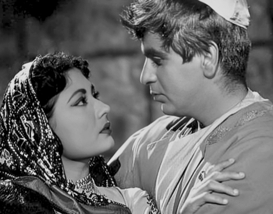 Dilip Kumar and Meena Kumari