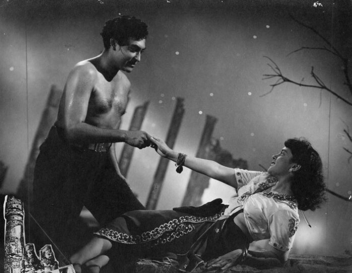 Ashok Kumar with nalini Jaywant