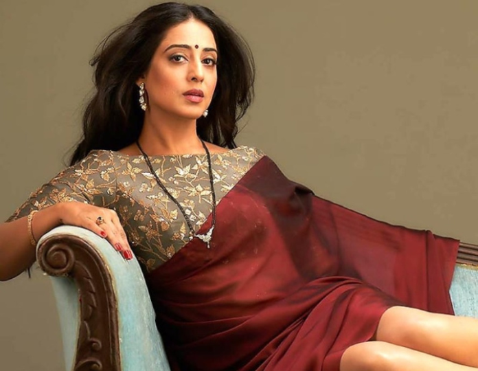 Mahie Gill 