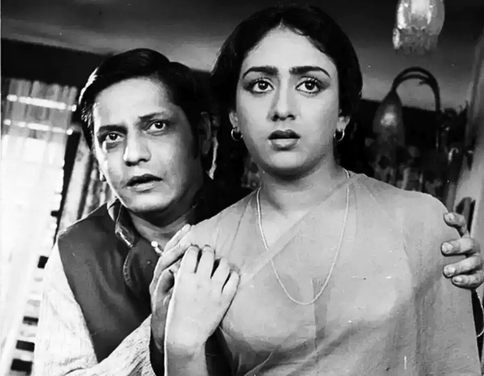 Bindiya Goswami with Amol Palekar in Golmaal
