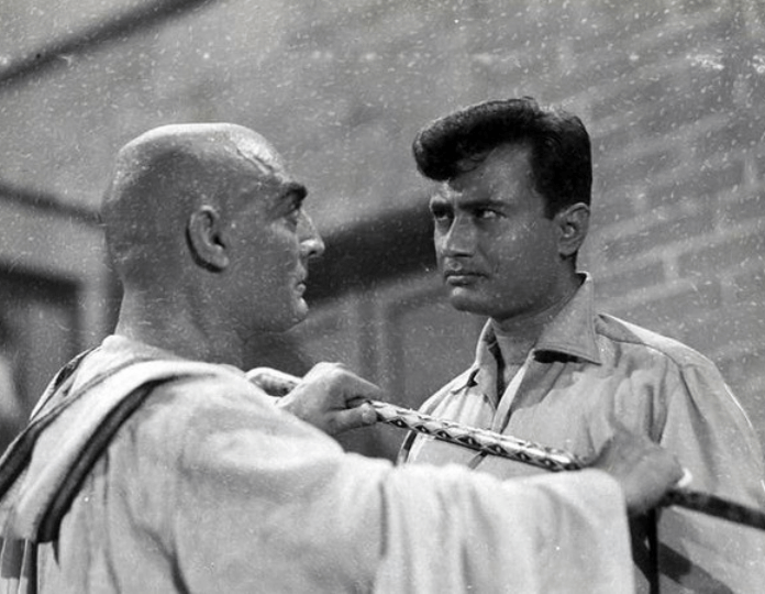 Hiralal with Dev Anand in Ek Ke Bad Ek (1960)