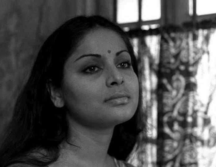 Rakhee in 27 Down