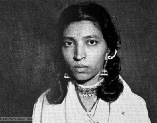 Mubarak Begum