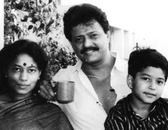 Ramesh Bhatkar with family