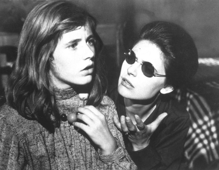 Anne Bancroft as Anne Sullivan and Patty Duke as Helen Keller